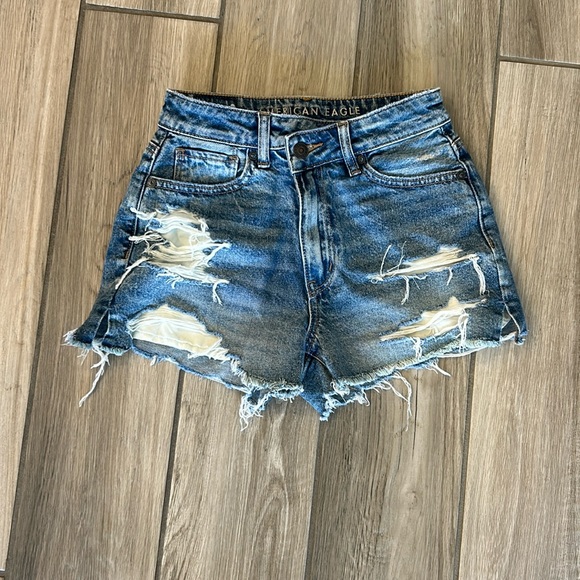 American Eagle Outfitters Pants - Never worn American Eagle jean shorts
